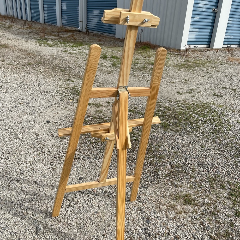 Easel - Picture 2 of 2
